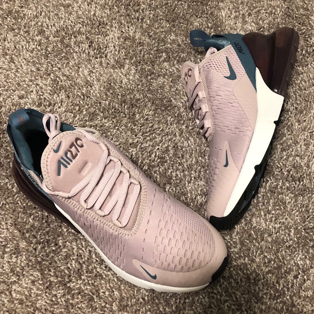 Nike Women’s Air Max 270 Sneakers